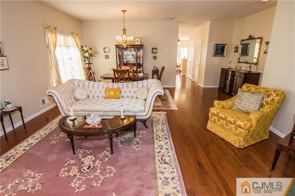 79 Yates Road Manalapan, NJ 07726 - Photo 8 of 25 Gallery Image 8