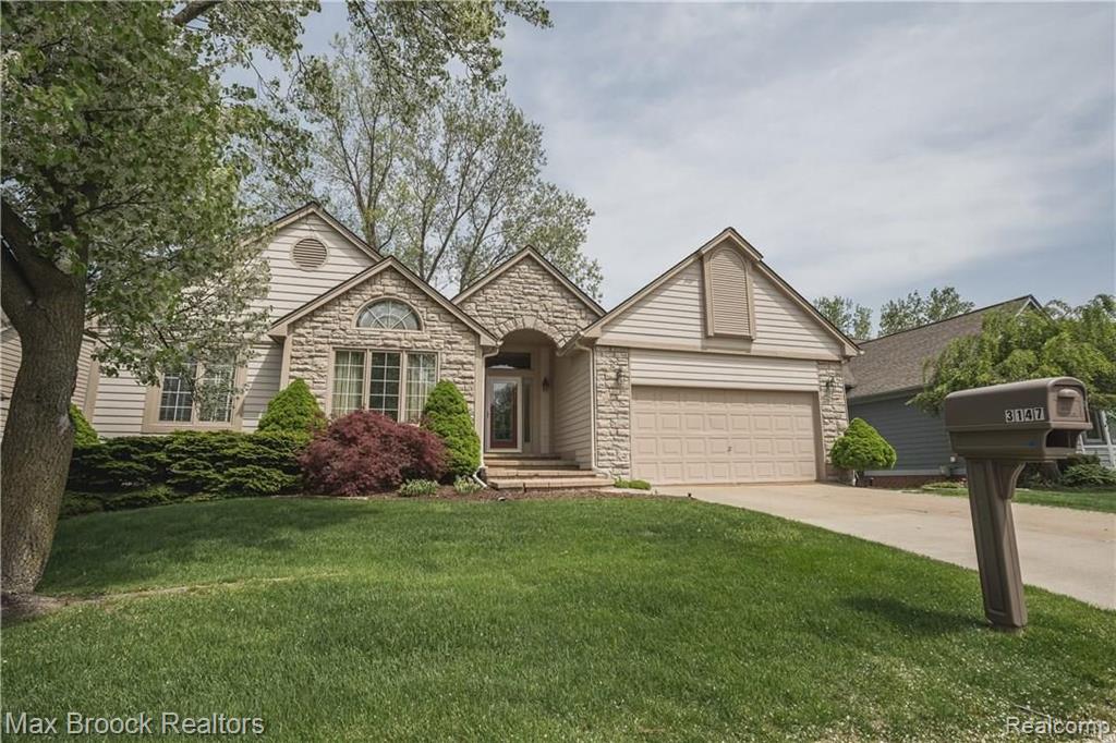 3147 Fairgrove Terrace, Unit 7 Rochester Hills, MI 48309 - Photo 2 of 52