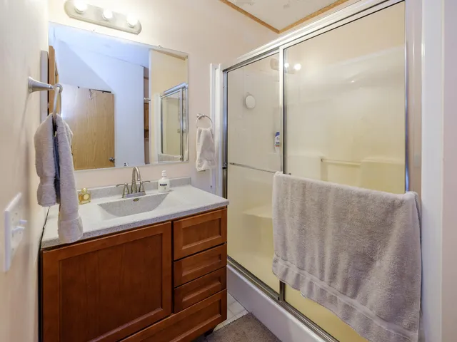 $379,000 | 38918 37 1/2 Street, Paw Paw, MI 49079