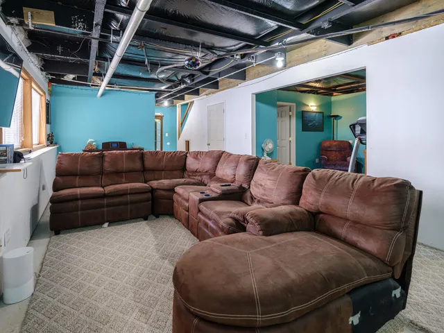 $379,000 | 38918 37 1/2 Street, Paw Paw, MI 49079