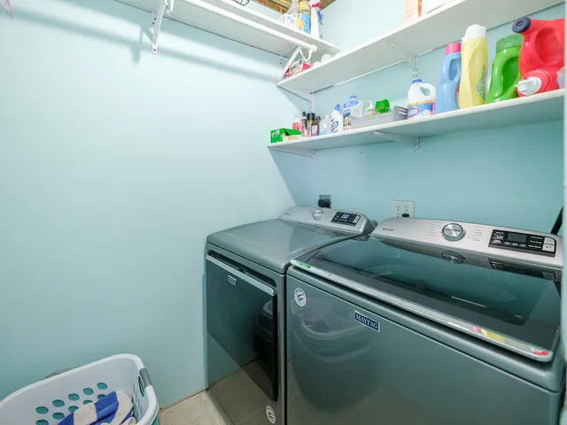 $379,000 | 38918 37 1/2 Street, Paw Paw, MI 49079