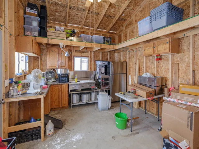 $379,000 | 38918 37 1/2 Street, Paw Paw, MI 49079