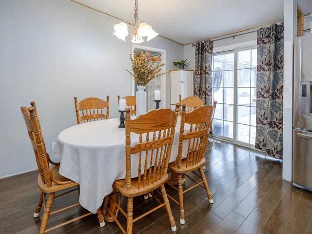 $379,000 | 38918 37 1/2 Street, Paw Paw, MI 49079