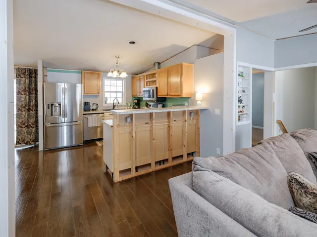 $379,000 | 38918 37 1/2 Street, Paw Paw, MI 49079