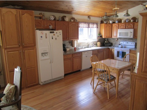 18 Perry Road New Ipswich, NH 03071 - Photo 3 of 17
