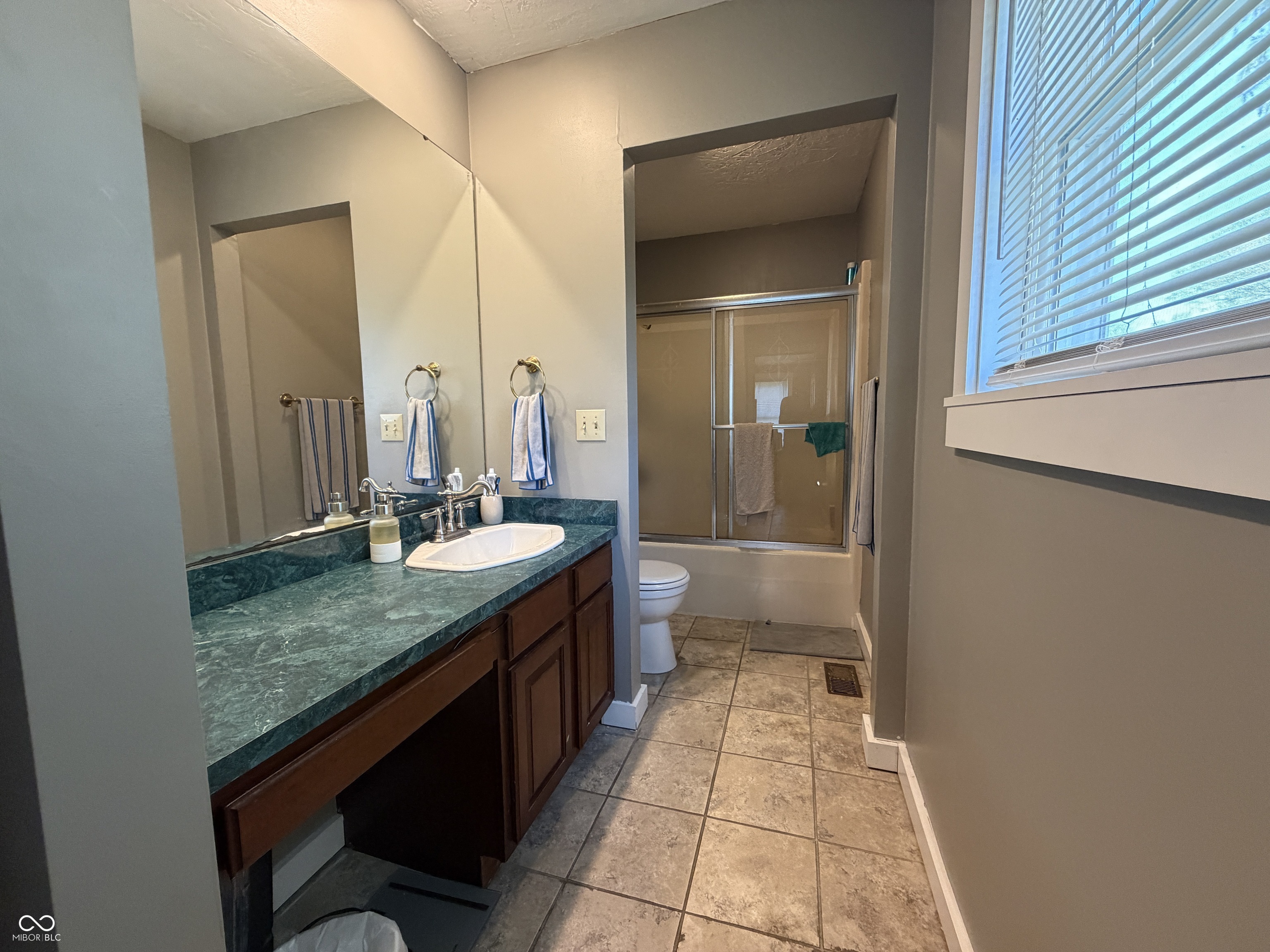 2452 Highway 421 Greensburg, IN 47240 - Photo 14 of 28