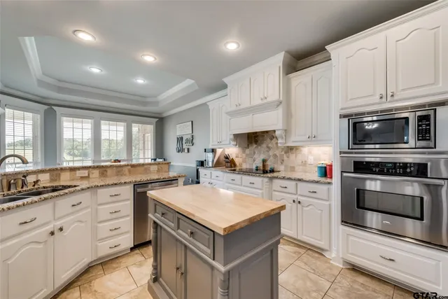 $3,300,000 | 7211 S County Road 235, Tyler, TX 75707