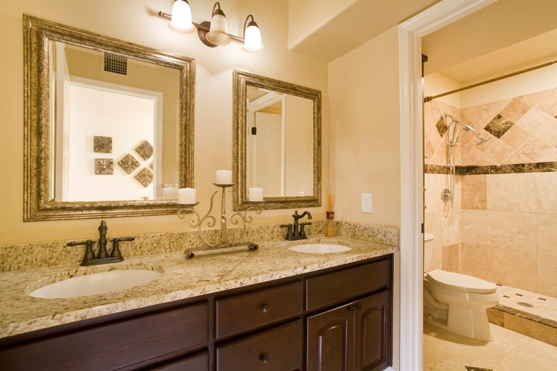 24200 North Alma School Road, Unit 8 Scottsdale, AZ 85255 - Photo 16 of 22 Guest Bath 1