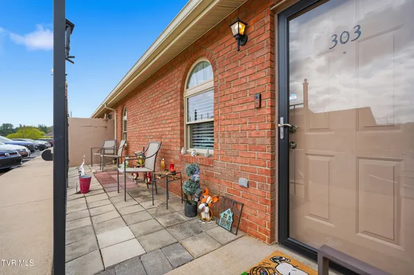 $248,000 | 303 Phoenix Court, Unit 303, Kingsport, TN 37663