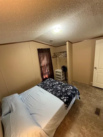 $110,000 | 1004 East Davis Street, Whitney, TX 76692