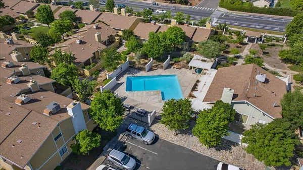 $258,000 | 4875 North Backer Avenue, Unit 143, Fresno, CA 93726