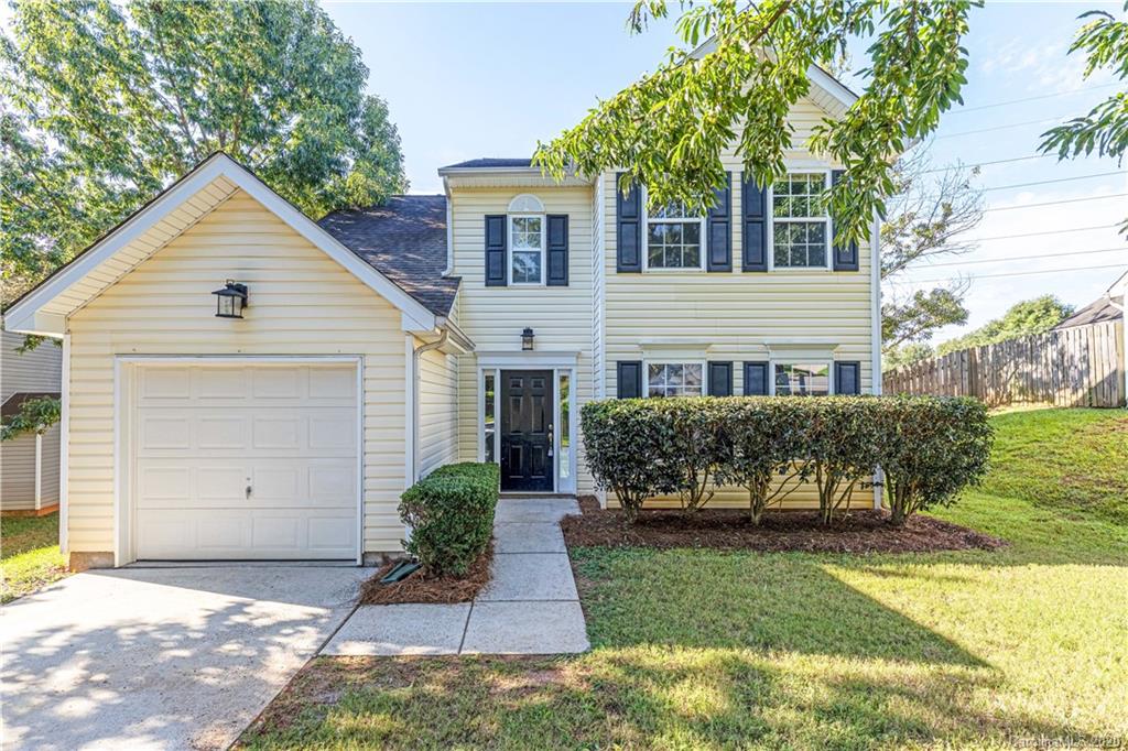 1258 Winding Path Road Lake Wylie, SC 29710 - Photo 2 of 31 Gallery Image 2