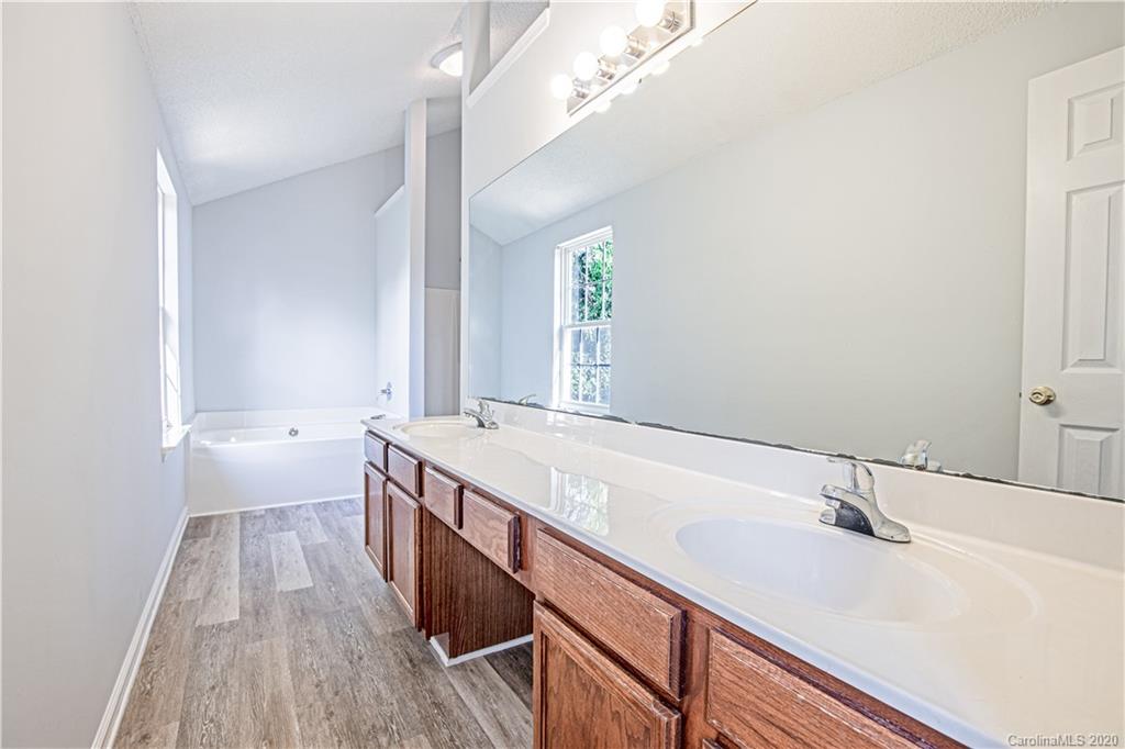 1258 Winding Path Road Lake Wylie, SC 29710 - Photo 16 of 31 Gallery Image 16