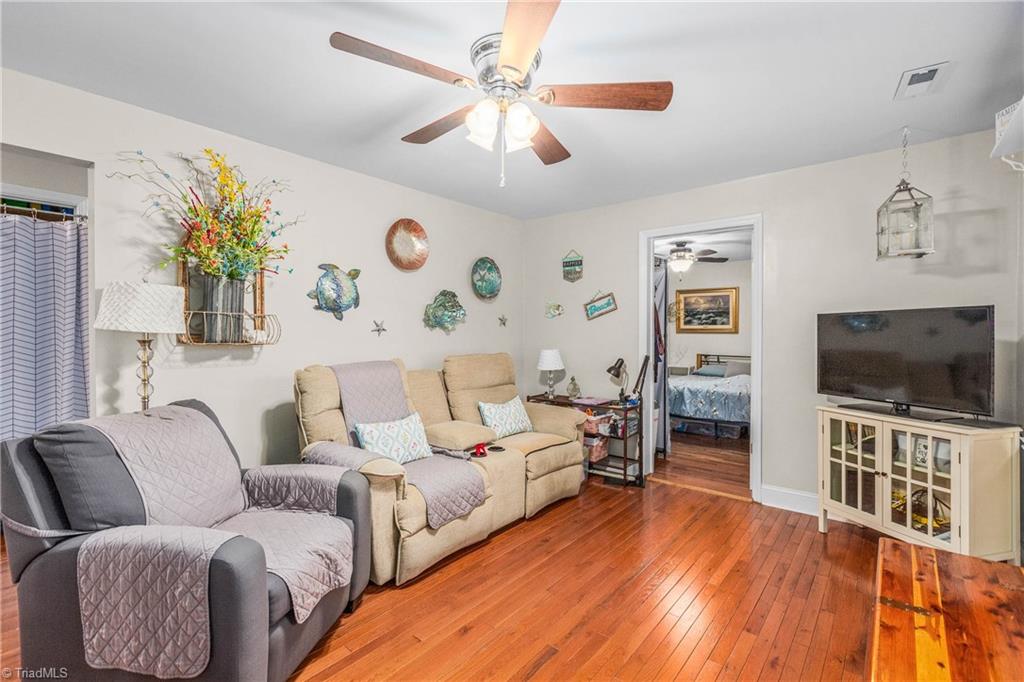 4720 Warner Road Pfafftown, NC 27040 - Photo 6 of 26