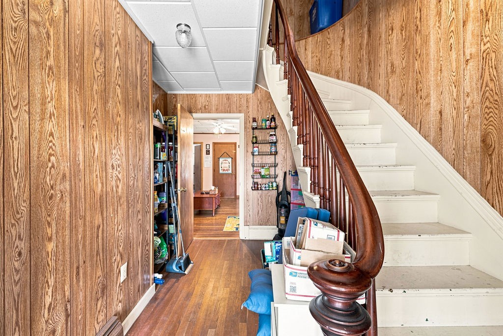 228 Main Road Tiverton, RI 02878 - Photo 8 of 34 Gallery Image 8