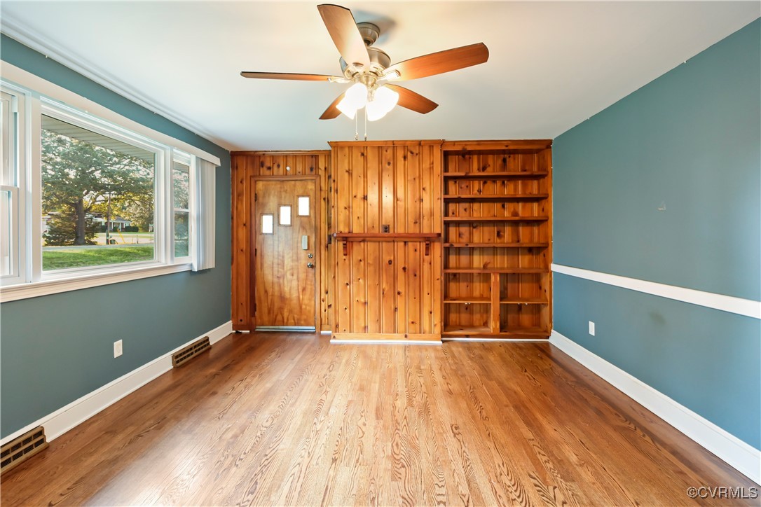 1560 Cumberland Road Farmville, VA 23901 - Photo 2 of 20 wooden floor in an empty room with a window
