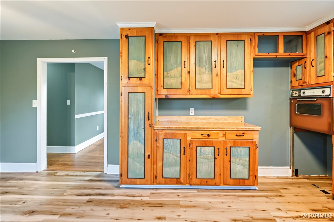 1560 Cumberland Road Farmville, VA 23901 - Photo 8 of 20 a view of a entryway door of the house