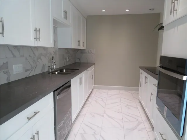 $1,900 | 11619 Bowlan Lane, Houston, TX 77035