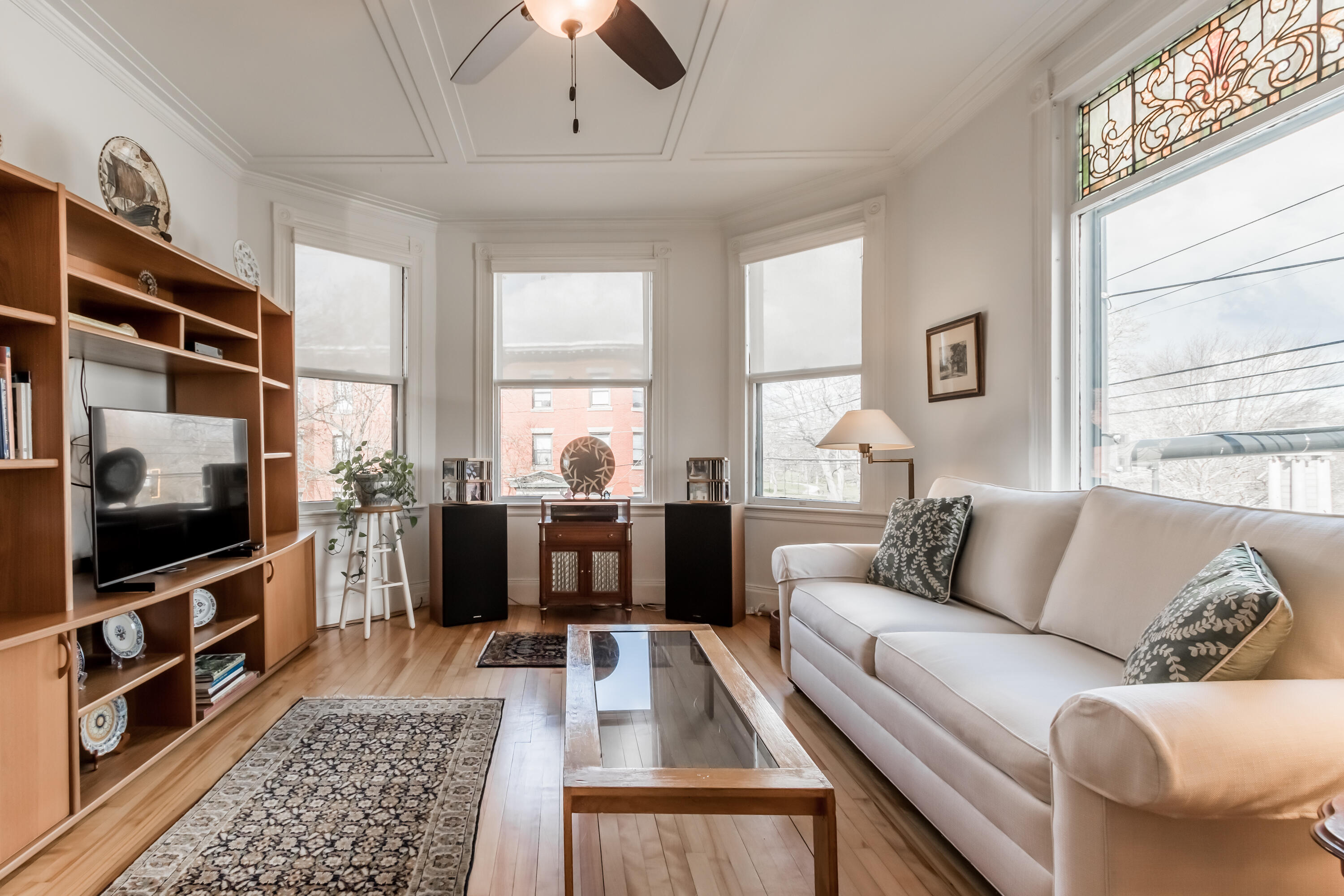 291 State Street, Unit 2 Portland, ME 04101 - Photo 11 of 41 Living Room