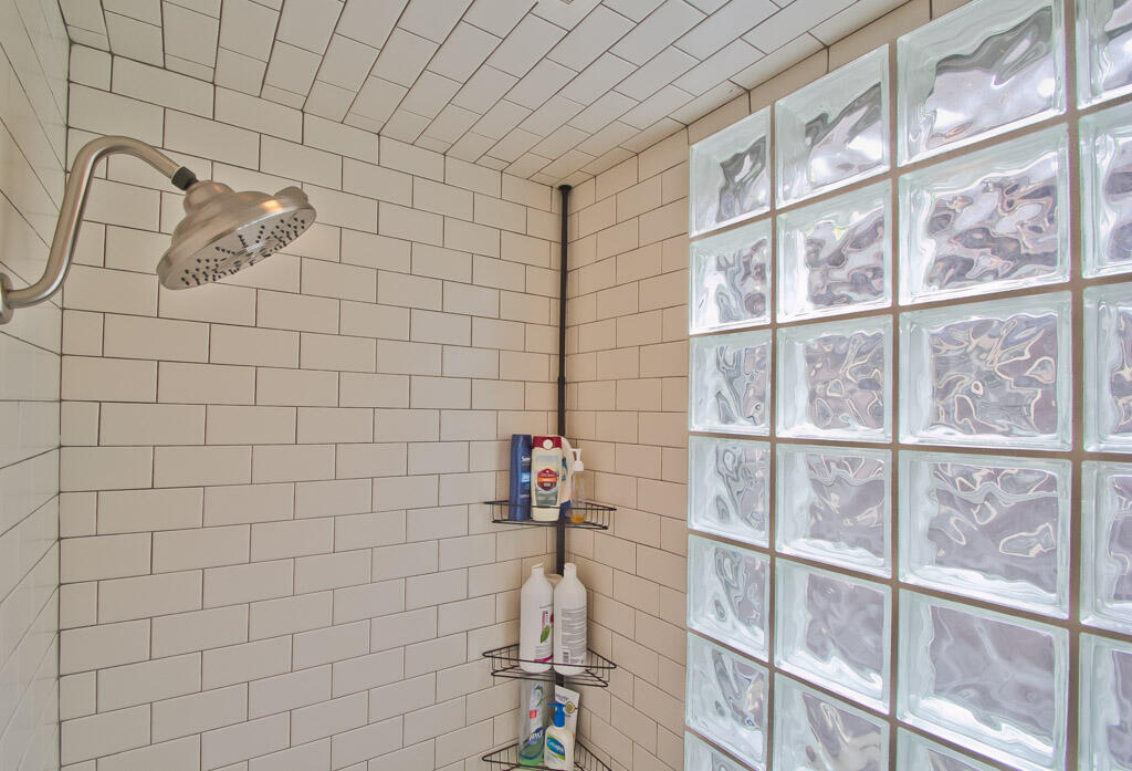 291 State Street, Unit 2 Portland, ME 04101 - Photo 31 of 41 Bathroom