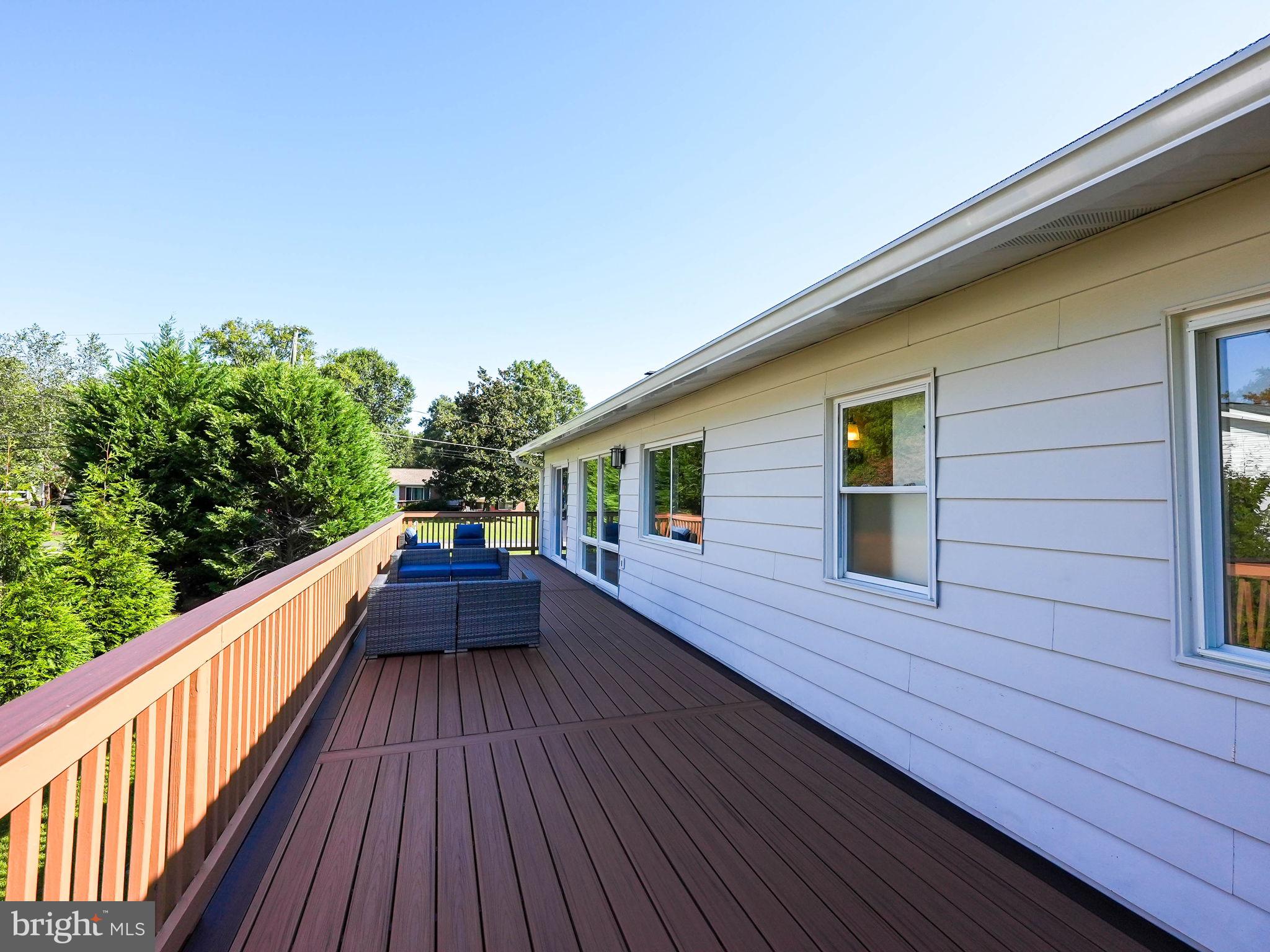 8808 Gateshead Road Alexandria, VA 22309 - Photo 31 of 38 Deck