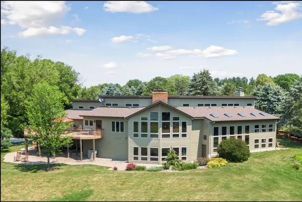 $1,495,000 | 8325 Ox Yoke Circle, Maple Plain, MN 55359