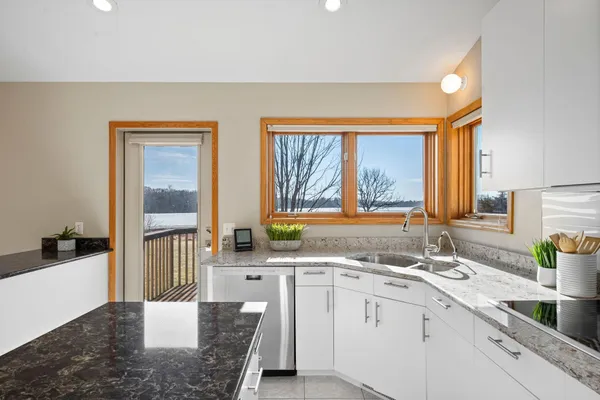 $1,495,000 | 8325 Ox Yoke Circle, Maple Plain, MN 55359