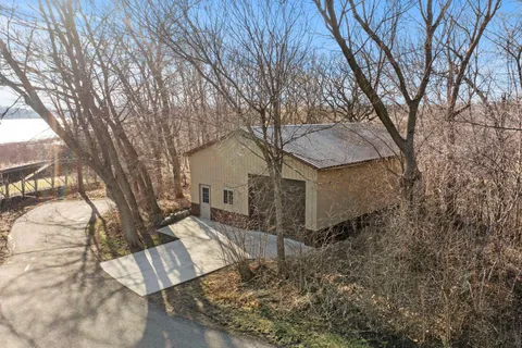 $1,395,000 | 8325 Ox Yoke Circle, Maple Plain, MN 55359