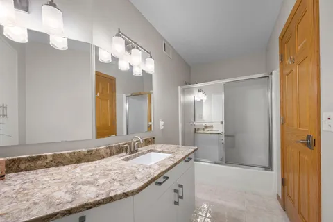 $1,395,000 | 8325 Ox Yoke Circle, Maple Plain, MN 55359
