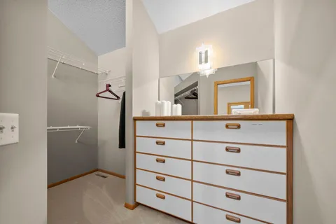 $1,495,000 | 8325 Ox Yoke Circle, Maple Plain, MN 55359