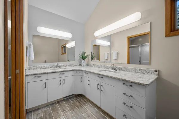 $1,495,000 | 8325 Ox Yoke Circle, Maple Plain, MN 55359