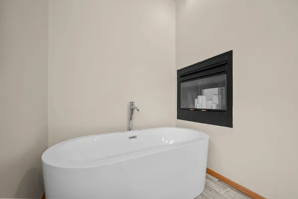 $1,495,000 | 8325 Ox Yoke Circle, Maple Plain, MN 55359