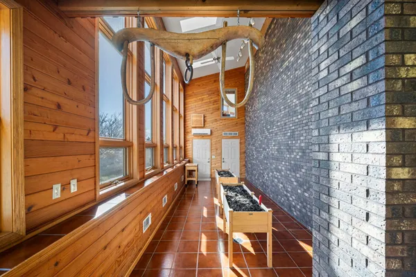 $1,495,000 | 8325 Ox Yoke Circle, Maple Plain, MN 55359