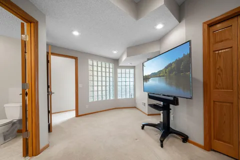 $1,495,000 | 8325 Ox Yoke Circle, Maple Plain, MN 55359