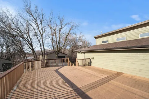 $1,395,000 | 8325 Ox Yoke Circle, Maple Plain, MN 55359