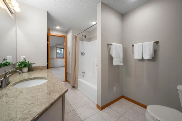 $1,495,000 | 8325 Ox Yoke Circle, Maple Plain, MN 55359