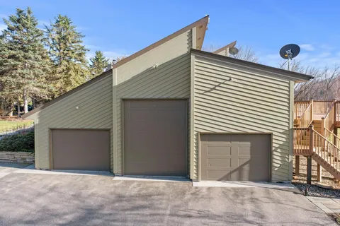 $1,495,000 | 8325 Ox Yoke Circle, Maple Plain, MN 55359