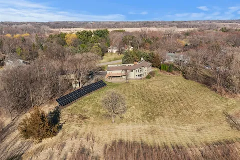 $1,395,000 | 8325 Ox Yoke Circle, Maple Plain, MN 55359