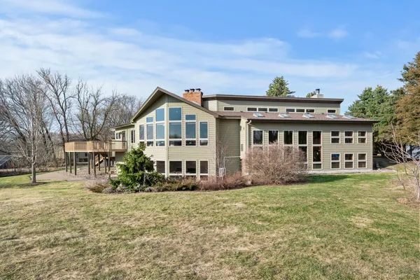 $1,495,000 | 8325 Ox Yoke Circle, Maple Plain, MN 55359