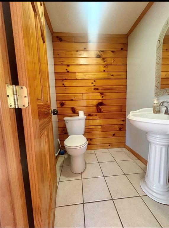1301 Polk Hill Road Addison, PA 15411 - Photo 14 of 36