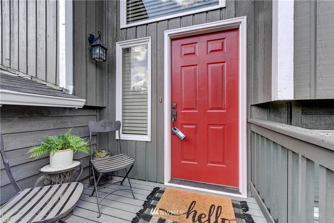 10420 Northeast 200th Street Bothell, WA 98011 - Photo 2 of 34 Gallery Image 2