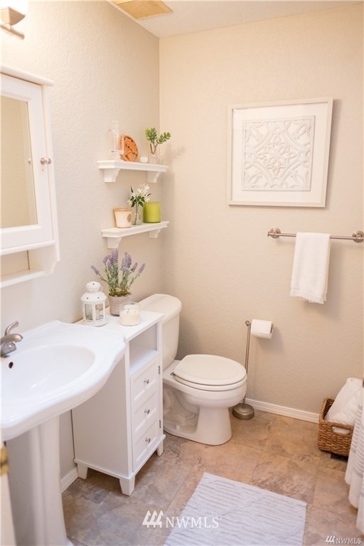 10420 Northeast 200th Street Bothell, WA 98011 - Photo 17 of 34 Gallery Image 17