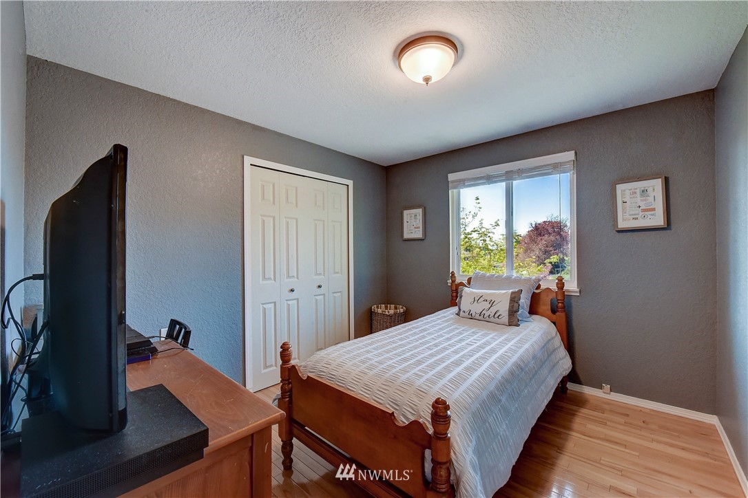 10420 Northeast 200th Street Bothell, WA 98011 - Photo 18 of 34 Gallery Image 18