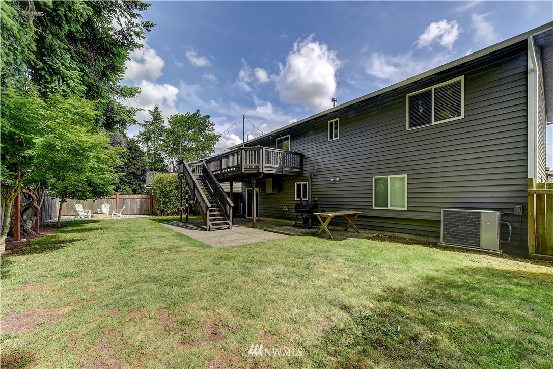 10420 Northeast 200th Street Bothell, WA 98011 - Photo 29 of 34 Gallery Image 29