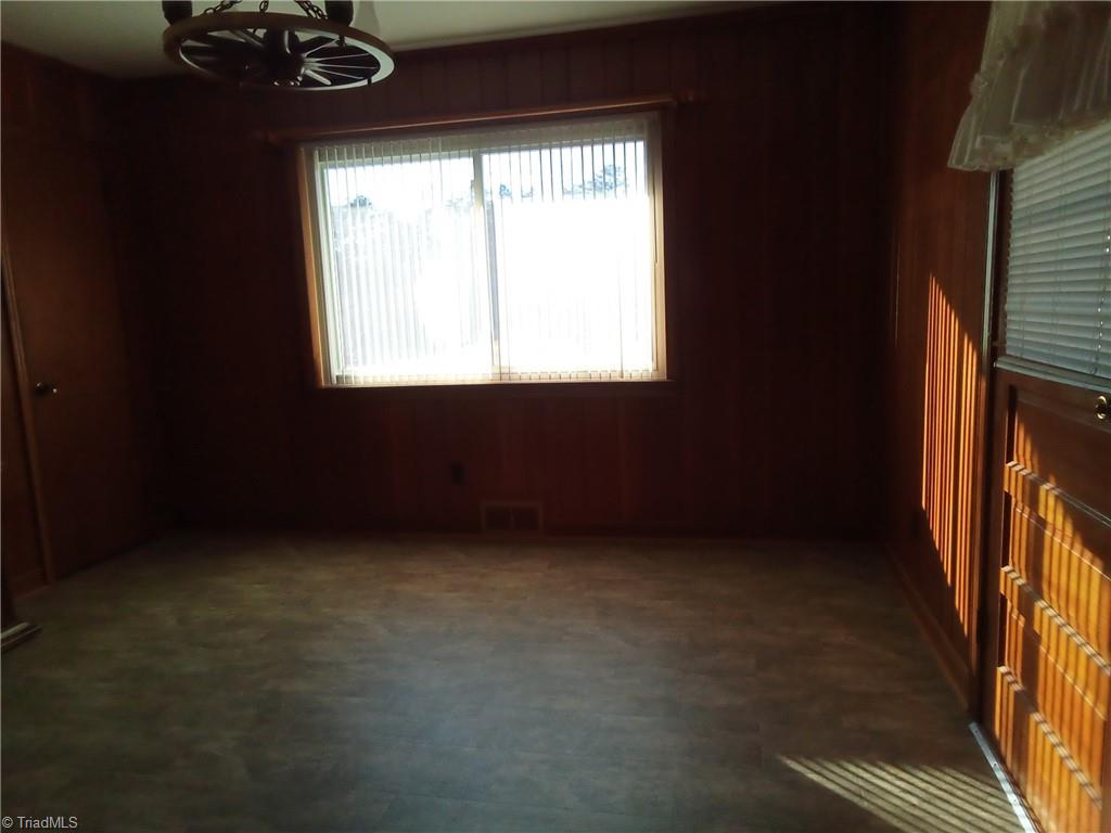 1259 Weaver Road Lexington, NC 27295 - Photo 17 of 29 Gallery Image 17