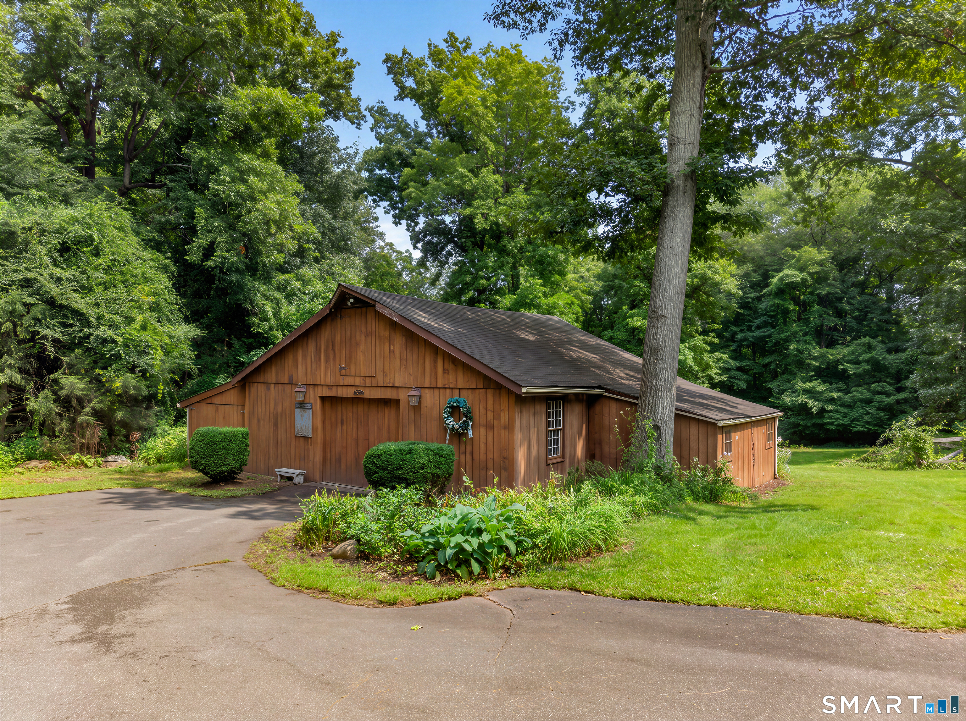 41 Glen Grove Road Deep River, CT 06417 - Photo 3 of 39 Gallery Image 3