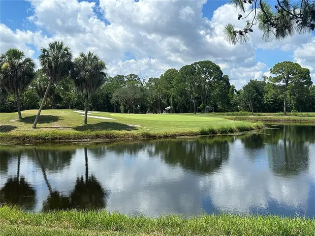 $3,400 | 4546 Weybridge, Unit 39, Sarasota, FL 34235