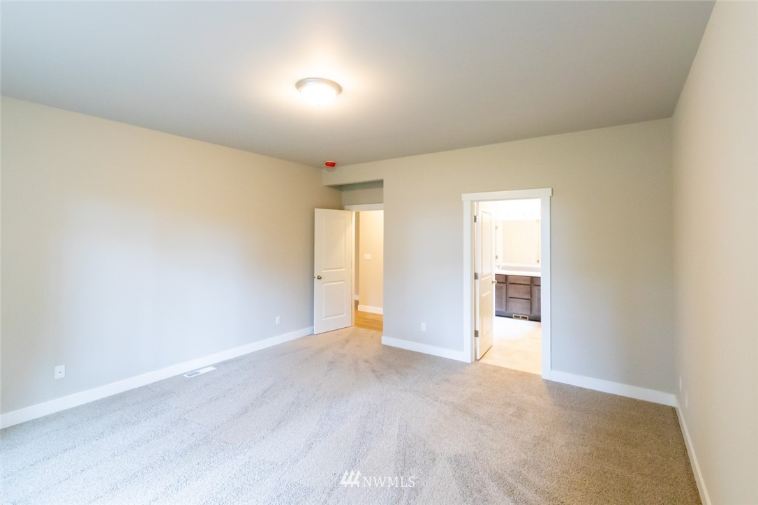 11422 Vail Road Southeast Yelm, WA 98597 - Photo 12 of 24 Gallery Image 12
