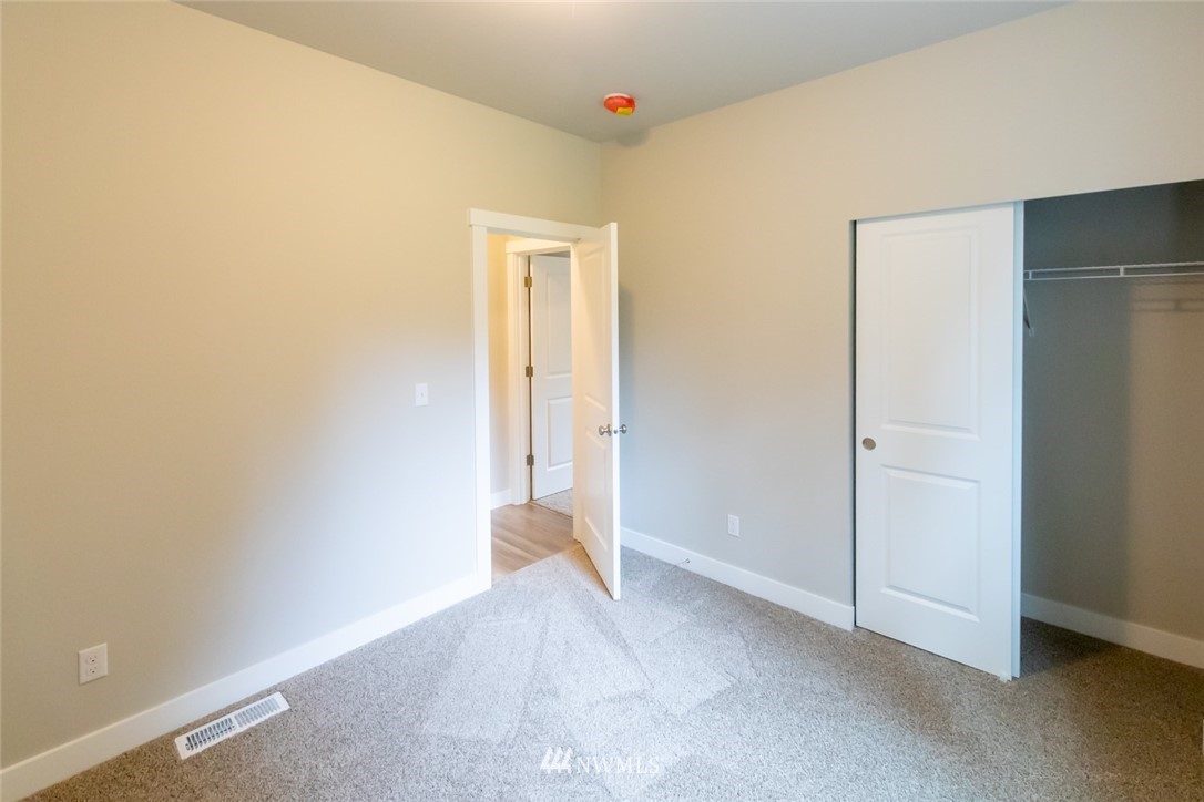 11422 Vail Road Southeast Yelm, WA 98597 - Photo 13 of 24 Gallery Image 13
