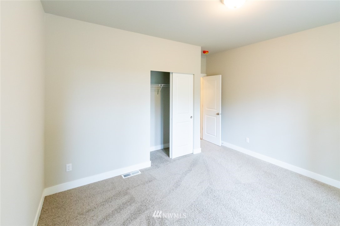 11422 Vail Road Southeast Yelm, WA 98597 - Photo 14 of 24 Gallery Image 14